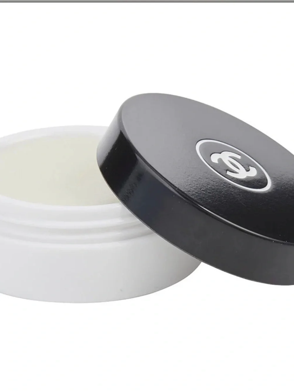 NIB Chanel Hydra Beauty Nutrition